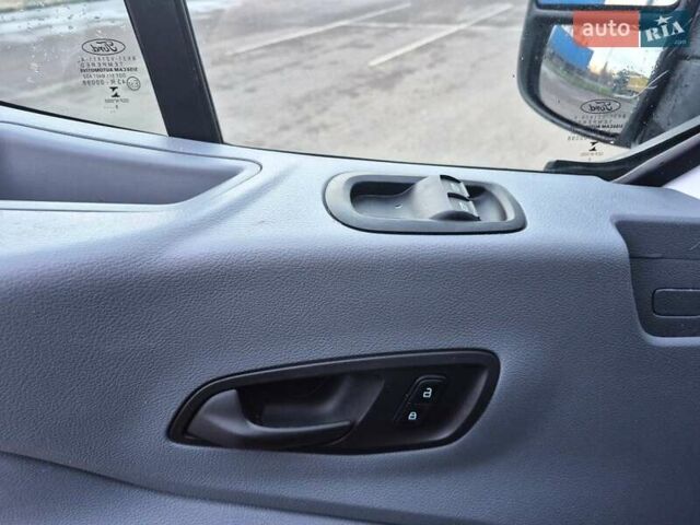 Білий Форд Транзит, об'ємом двигуна 2 л та пробігом 251 тис. км за 14800 $, фото 33 на Automoto.ua