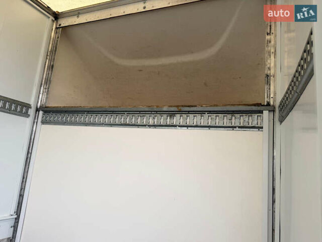 Білий Форд Транзит, об'ємом двигуна 2 л та пробігом 180 тис. км за 17500 $, фото 35 на Automoto.ua