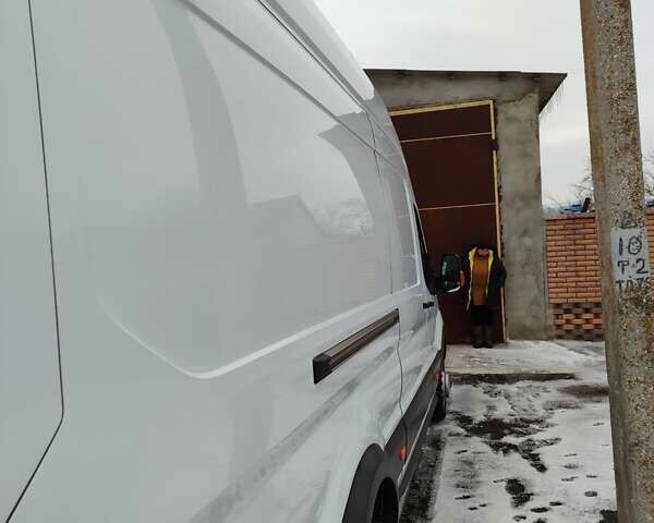 Белый Форд Транзит, объемом двигателя 2 л и пробегом 213 тыс. км за 17500 $, фото 3 на Automoto.ua