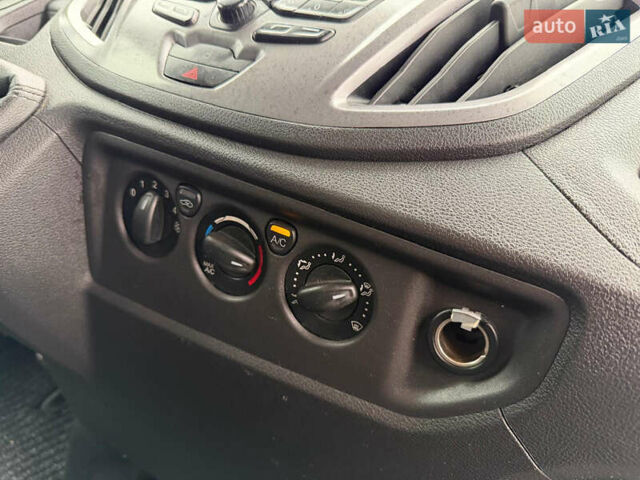 Білий Форд Транзит, об'ємом двигуна 2 л та пробігом 180 тис. км за 17500 $, фото 27 на Automoto.ua