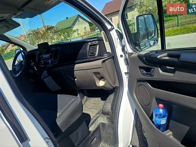 Белый Форд Транзит, объемом двигателя 2 л и пробегом 200 тыс. км за 17900 $, фото 6 на Automoto.ua