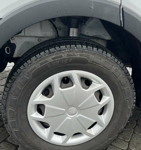 Білий Форд Транзит, об'ємом двигуна 2 л та пробігом 184 тис. км за 16500 $, фото 47 на Automoto.ua