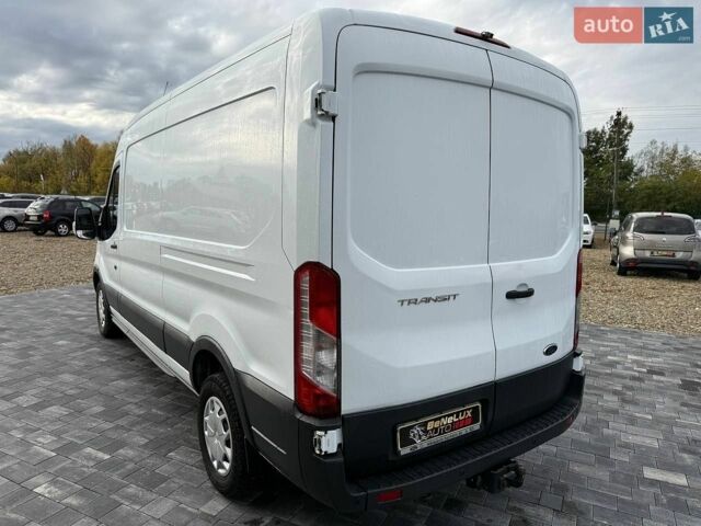 Белый Форд Транзит, объемом двигателя 2 л и пробегом 258 тыс. км за 13999 $, фото 4 на Automoto.ua