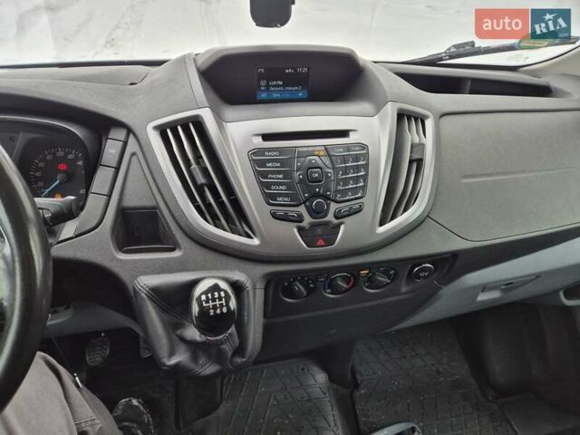 Білий Форд Транзит, об'ємом двигуна 2 л та пробігом 254 тис. км за 13500 $, фото 25 на Automoto.ua