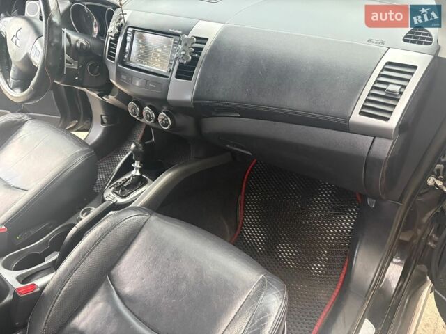 Белый Форд Транзит, объемом двигателя 2 л и пробегом 124 тыс. км за 21500 $, фото 67 на Automoto.ua
