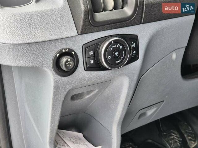 Білий Форд Транзит, об'ємом двигуна 2 л та пробігом 254 тис. км за 13500 $, фото 20 на Automoto.ua