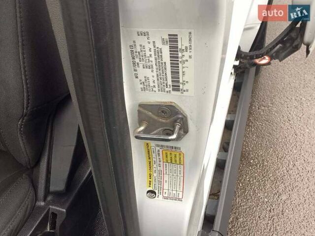 Белый Форд Транзит, объемом двигателя 2 л и пробегом 173 тыс. км за 14200 $, фото 16 на Automoto.ua