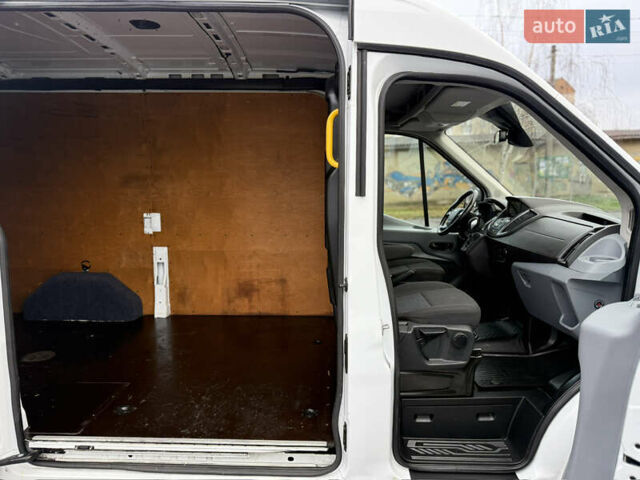 Белый Форд Транзит, объемом двигателя 2 л и пробегом 153 тыс. км за 18200 $, фото 41 на Automoto.ua