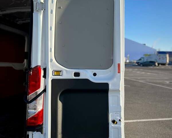 Белый Форд Транзит, объемом двигателя 2 л и пробегом 146 тыс. км за 17900 $, фото 40 на Automoto.ua