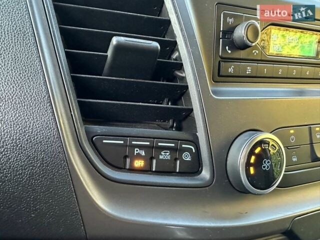 Белый Форд Транзит, объемом двигателя 2 л и пробегом 165 тыс. км за 13950 $, фото 26 на Automoto.ua