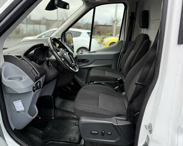 Белый Форд Транзит, объемом двигателя 2 л и пробегом 153 тыс. км за 18200 $, фото 18 на Automoto.ua