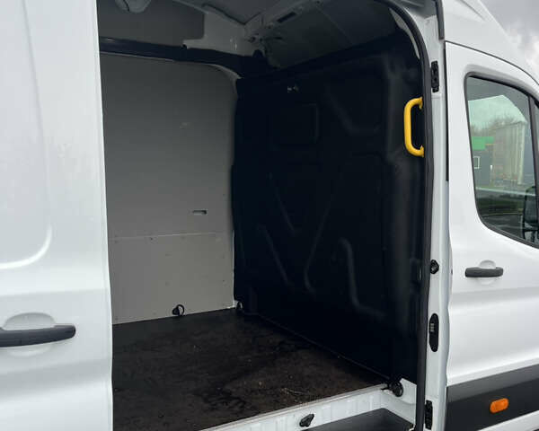 Білий Форд Транзит, об'ємом двигуна 2 л та пробігом 184 тис. км за 16500 $, фото 28 на Automoto.ua