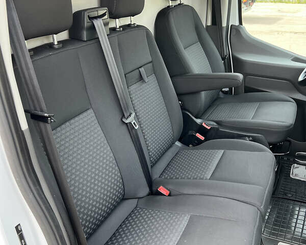 Белый Форд Транзит, объемом двигателя 2 л и пробегом 280 тыс. км за 20500 $, фото 15 на Automoto.ua