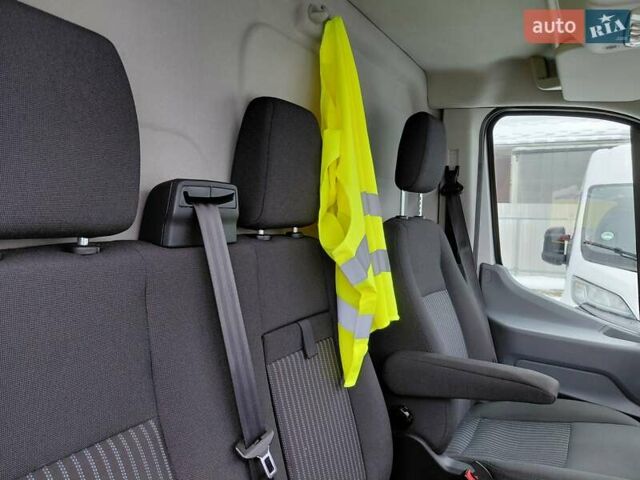 Белый Форд Транзит, объемом двигателя 2 л и пробегом 255 тыс. км за 15500 $, фото 23 на Automoto.ua