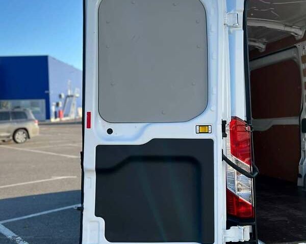 Белый Форд Транзит, объемом двигателя 2 л и пробегом 146 тыс. км за 17900 $, фото 41 на Automoto.ua