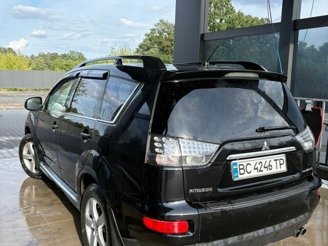 Белый Форд Транзит, объемом двигателя 2 л и пробегом 124 тыс. км за 21500 $, фото 59 на Automoto.ua
