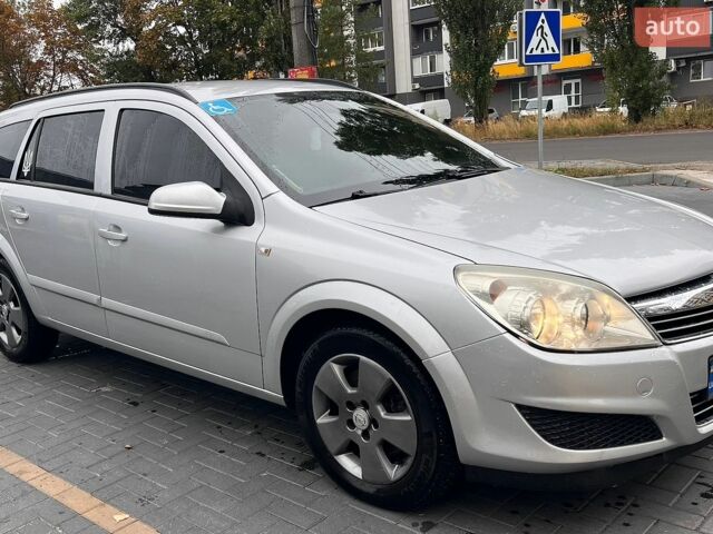 Белый Форд Транзит, объемом двигателя 2 л и пробегом 124 тыс. км за 21500 $, фото 12 на Automoto.ua