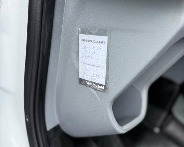 Белый Форд Транзит, объемом двигателя 0 л и пробегом 153 тыс. км за 18200 $, фото 17 на Automoto.ua