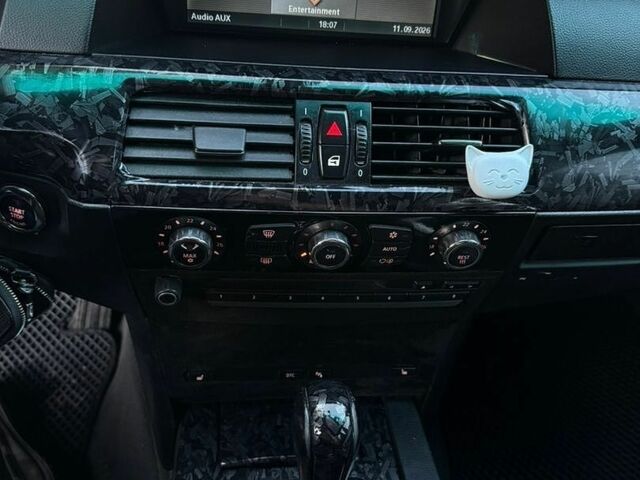 Белый Форд Транзит, объемом двигателя 2 л и пробегом 250 тыс. км за 17700 $, фото 8 на Automoto.ua