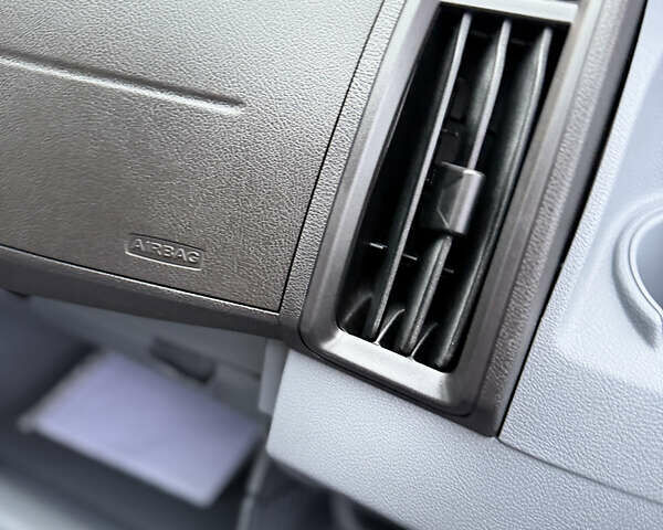 Белый Форд Транзит, объемом двигателя 0 л и пробегом 153 тыс. км за 18200 $, фото 35 на Automoto.ua