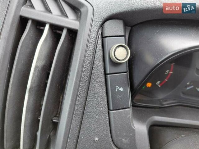 Белый Форд Транзит, объемом двигателя 2 л и пробегом 255 тыс. км за 15500 $, фото 35 на Automoto.ua