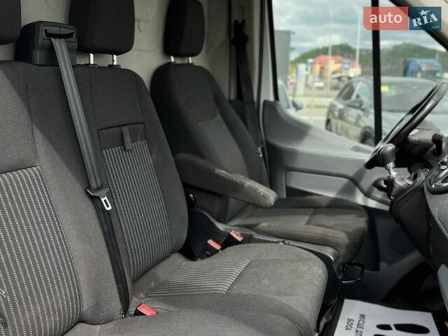 Белый Форд Транзит, объемом двигателя 2 л и пробегом 191 тыс. км за 19500 $, фото 17 на Automoto.ua