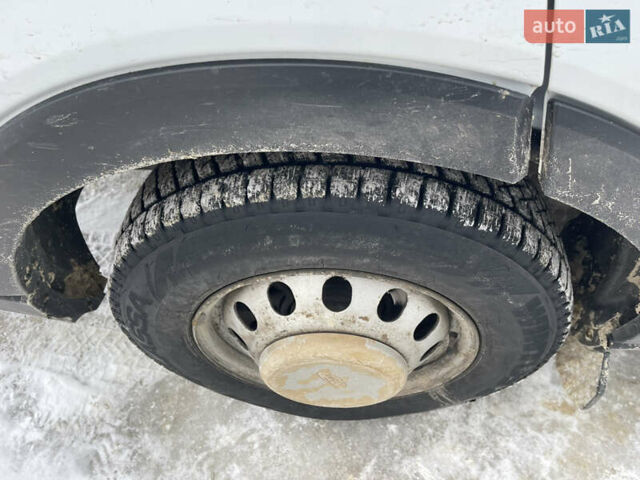 Білий Форд Транзит, об'ємом двигуна 2 л та пробігом 144 тис. км за 22016 $, фото 11 на Automoto.ua