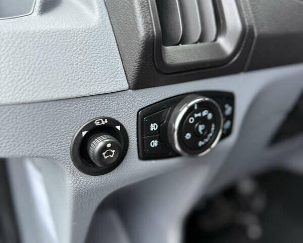 Белый Форд Транзит, объемом двигателя 2 л и пробегом 153 тыс. км за 18200 $, фото 22 на Automoto.ua