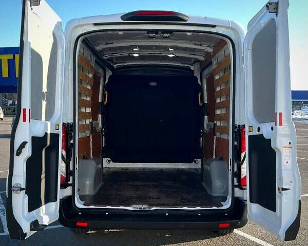 Белый Форд Транзит, объемом двигателя 2 л и пробегом 146 тыс. км за 17900 $, фото 37 на Automoto.ua