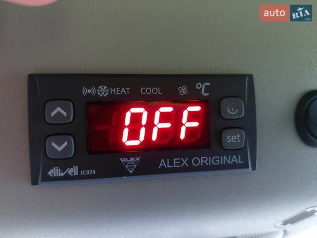 Белый Форд Транзит, объемом двигателя 2 л и пробегом 328 тыс. км за 19600 $, фото 60 на Automoto.ua