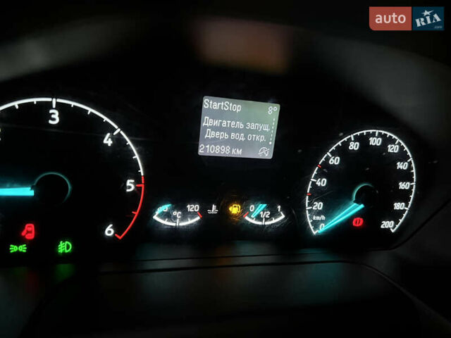 Белый Форд Транзит, объемом двигателя 2 л и пробегом 210 тыс. км за 16999 $, фото 16 на Automoto.ua