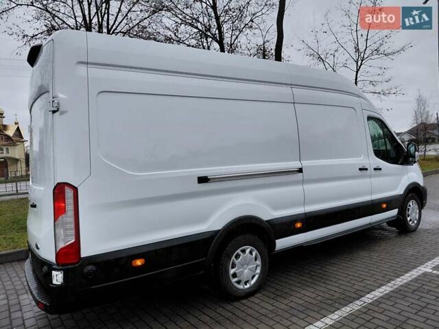 Белый Форд Транзит, объемом двигателя 2 л и пробегом 328 тыс. км за 19600 $, фото 4 на Automoto.ua
