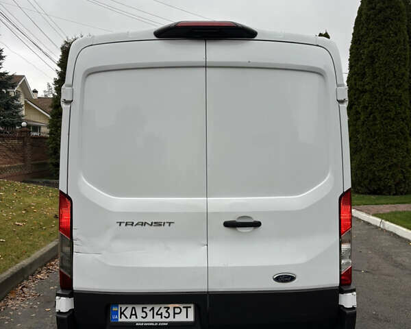 Белый Форд Транзит, объемом двигателя 2 л и пробегом 240 тыс. км за 17500 $, фото 5 на Automoto.ua