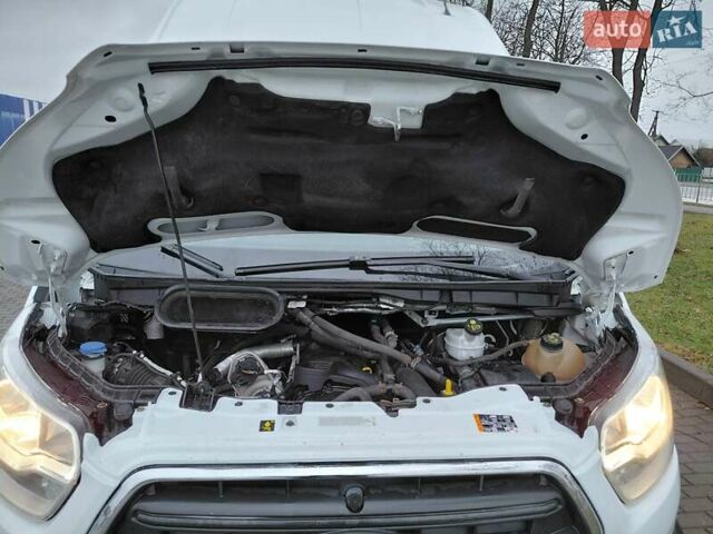 Белый Форд Транзит, объемом двигателя 2 л и пробегом 328 тыс. км за 19600 $, фото 14 на Automoto.ua