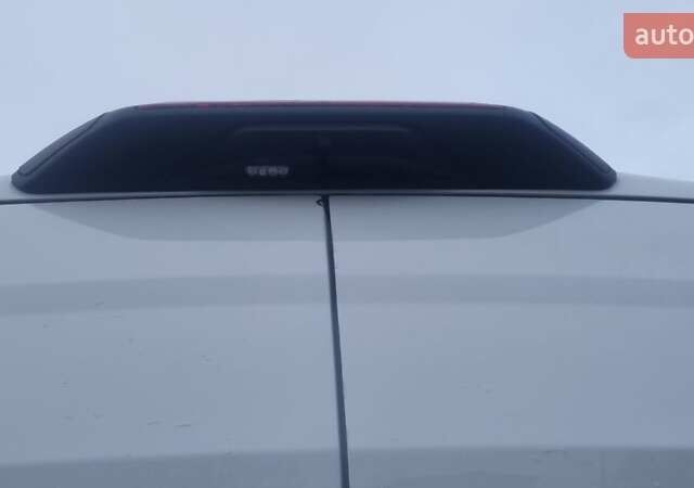 Белый Форд Транзит, объемом двигателя 2 л и пробегом 157 тыс. км за 19999 $, фото 15 на Automoto.ua