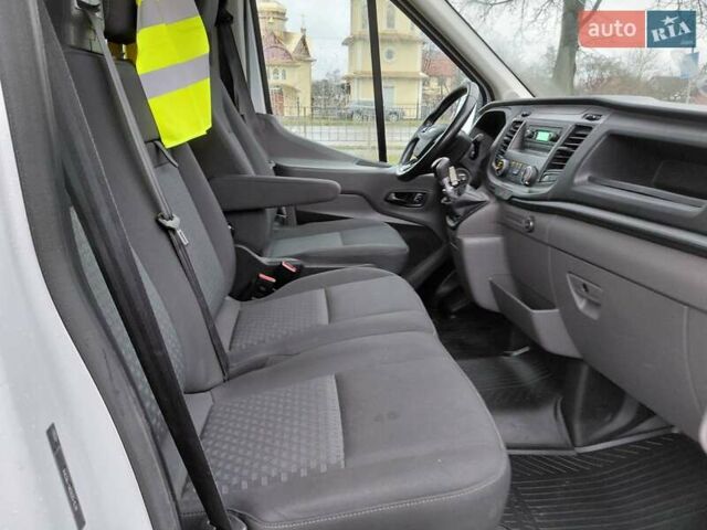 Белый Форд Транзит, объемом двигателя 2 л и пробегом 328 тыс. км за 19600 $, фото 53 на Automoto.ua