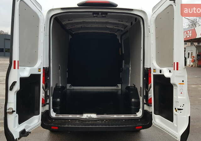 Белый Форд Транзит, объемом двигателя 2 л и пробегом 208 тыс. км за 15800 $, фото 23 на Automoto.ua