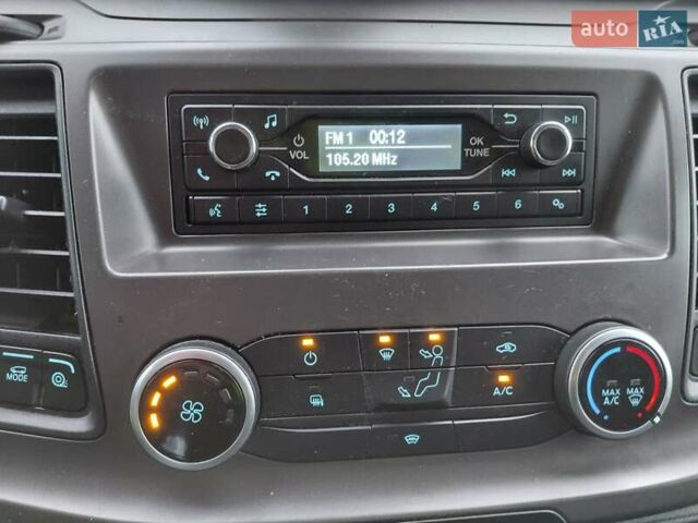 Белый Форд Транзит, объемом двигателя 2 л и пробегом 328 тыс. км за 19600 $, фото 64 на Automoto.ua