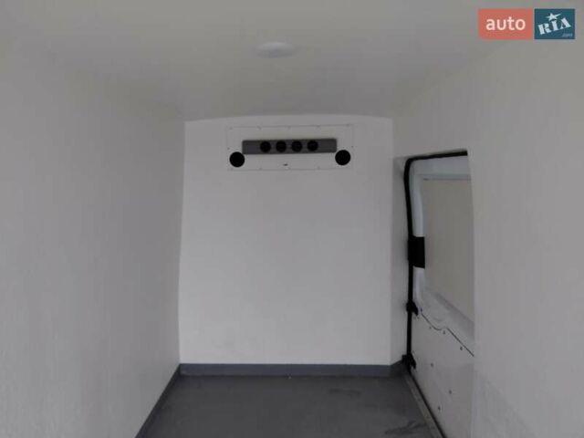 Белый Форд Транзит, объемом двигателя 2 л и пробегом 328 тыс. км за 19600 $, фото 25 на Automoto.ua