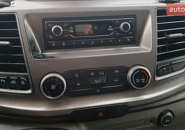 Белый Форд Транзит, объемом двигателя 2 л и пробегом 208 тыс. км за 15800 $, фото 12 на Automoto.ua