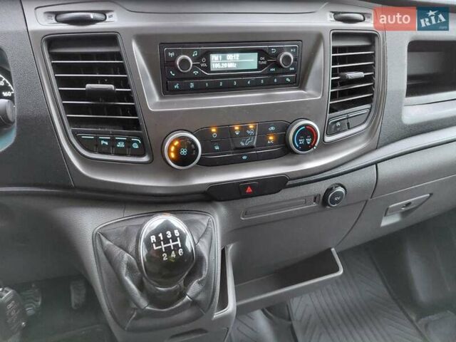 Белый Форд Транзит, объемом двигателя 2 л и пробегом 328 тыс. км за 19600 $, фото 65 на Automoto.ua