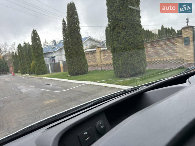 Белый Форд Транзит, объемом двигателя 2 л и пробегом 240 тыс. км за 17500 $, фото 16 на Automoto.ua