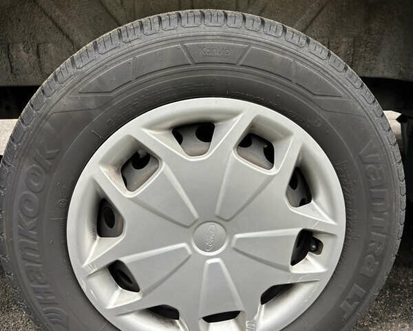 Белый Форд Транзит, объемом двигателя 2 л и пробегом 240 тыс. км за 17500 $, фото 17 на Automoto.ua