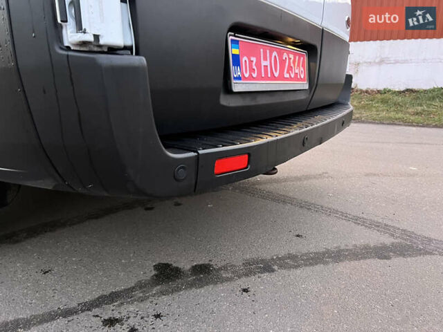 Белый Форд Транзит, объемом двигателя 2 л и пробегом 210 тыс. км за 16999 $, фото 7 на Automoto.ua