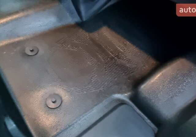 Белый Форд Транзит, объемом двигателя 2 л и пробегом 157 тыс. км за 19999 $, фото 18 на Automoto.ua