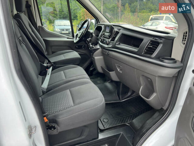 Белый Форд Транзит, объемом двигателя 2 л и пробегом 254 тыс. км за 17555 $, фото 21 на Automoto.ua