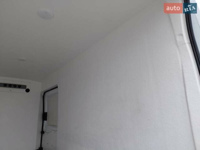 Белый Форд Транзит, объемом двигателя 2 л и пробегом 328 тыс. км за 19600 $, фото 29 на Automoto.ua