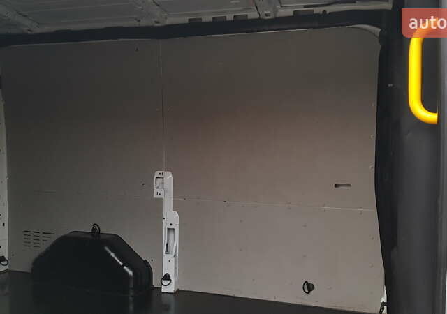 Белый Форд Транзит, объемом двигателя 2 л и пробегом 208 тыс. км за 15800 $, фото 29 на Automoto.ua