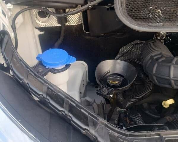 Белый Форд Транзит, объемом двигателя 2 л и пробегом 198 тыс. км за 18400 $, фото 30 на Automoto.ua