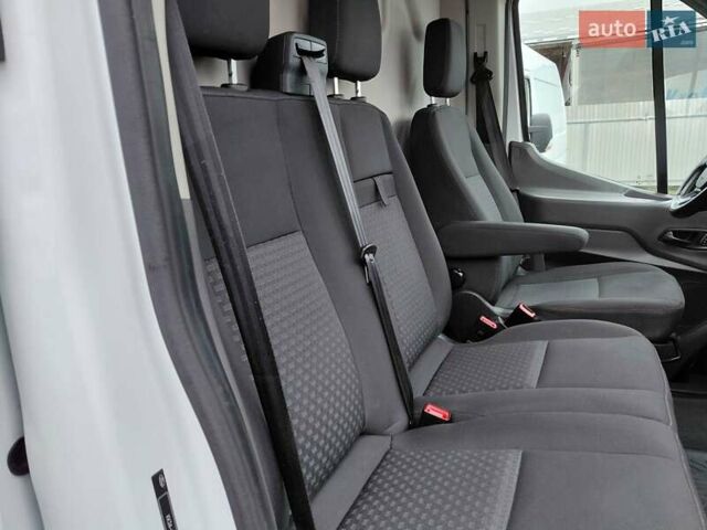 Білий Форд Транзит, об'ємом двигуна 2 л та пробігом 243 тис. км за 15600 $, фото 40 на Automoto.ua